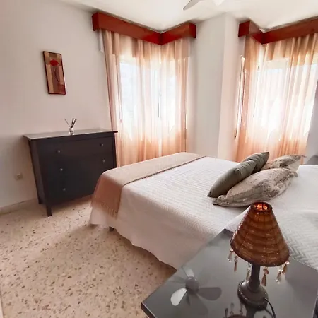 Piso Entre La Playa Y El Centro, Con Aparcamiento דירה